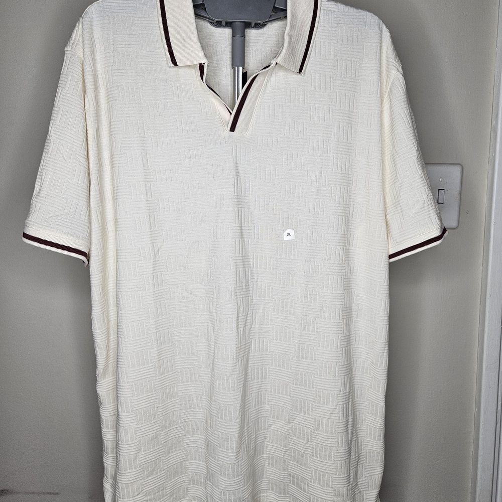 Express Cream Polo Shirt with Classic Design